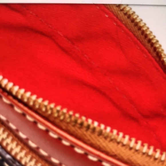 NEW Dooney & Bourke Pebble grain coin case NEW BNWT - Picture 2 of 8